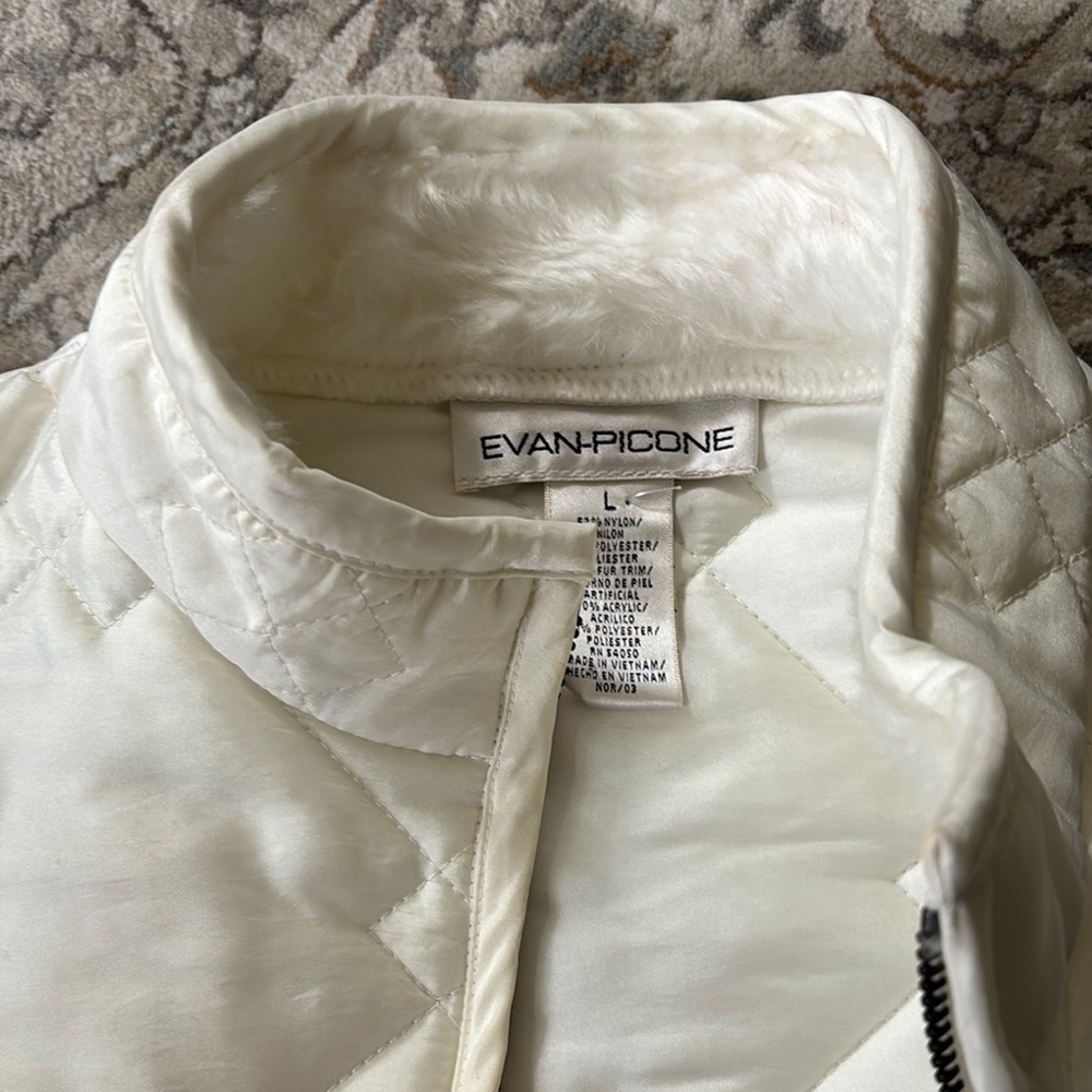 Evan Picone Women's Cream Quilted Puffer Jacket